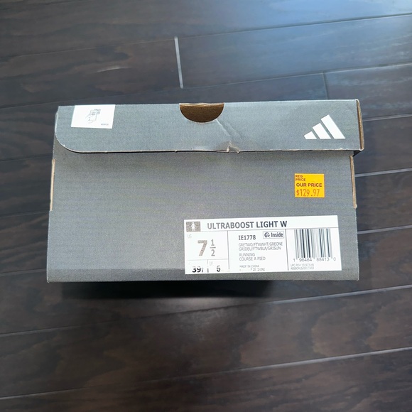 Adidas Ultraboost Light - Picture 6 of 7